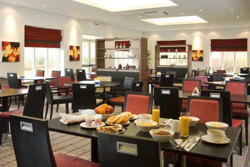 Holiday Inn Express Stoke-On-Trent By Ihg Exterior foto
