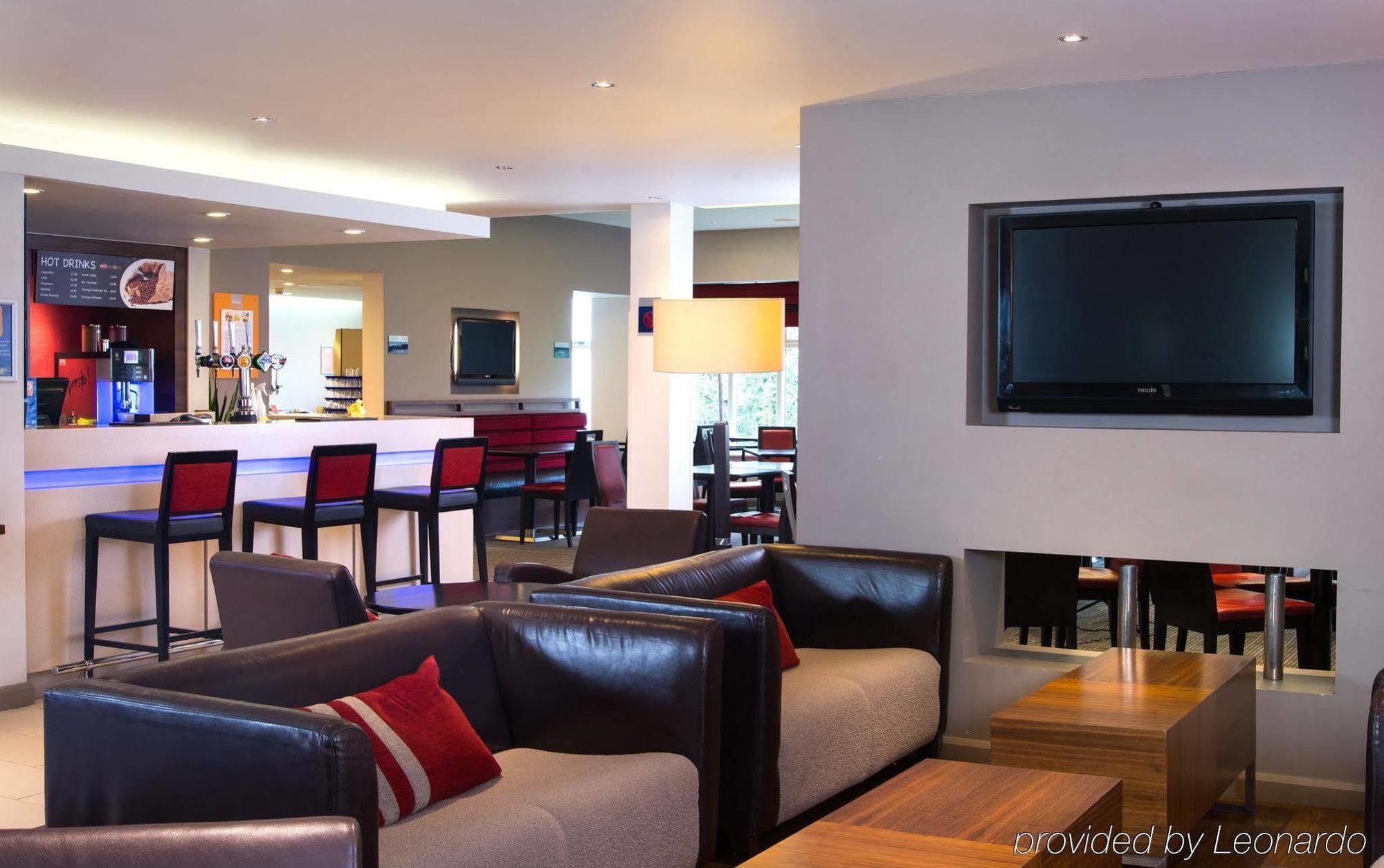 Holiday Inn Express Stoke-On-Trent By Ihg Exterior foto